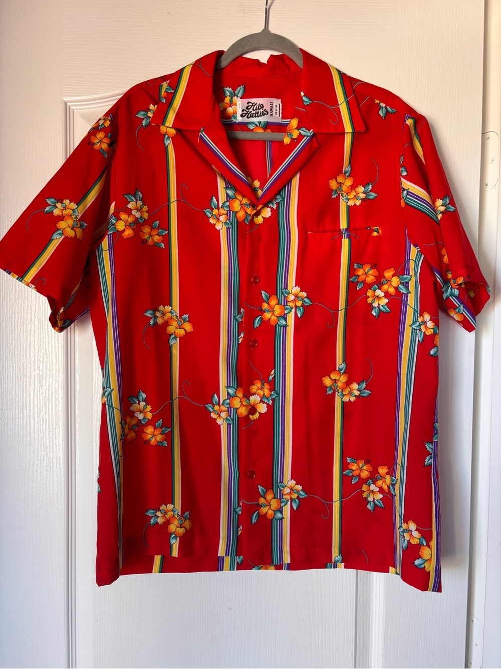 Hilo Hatties | Vintage Hawaiian aloha Shirt red floral women’s large button up